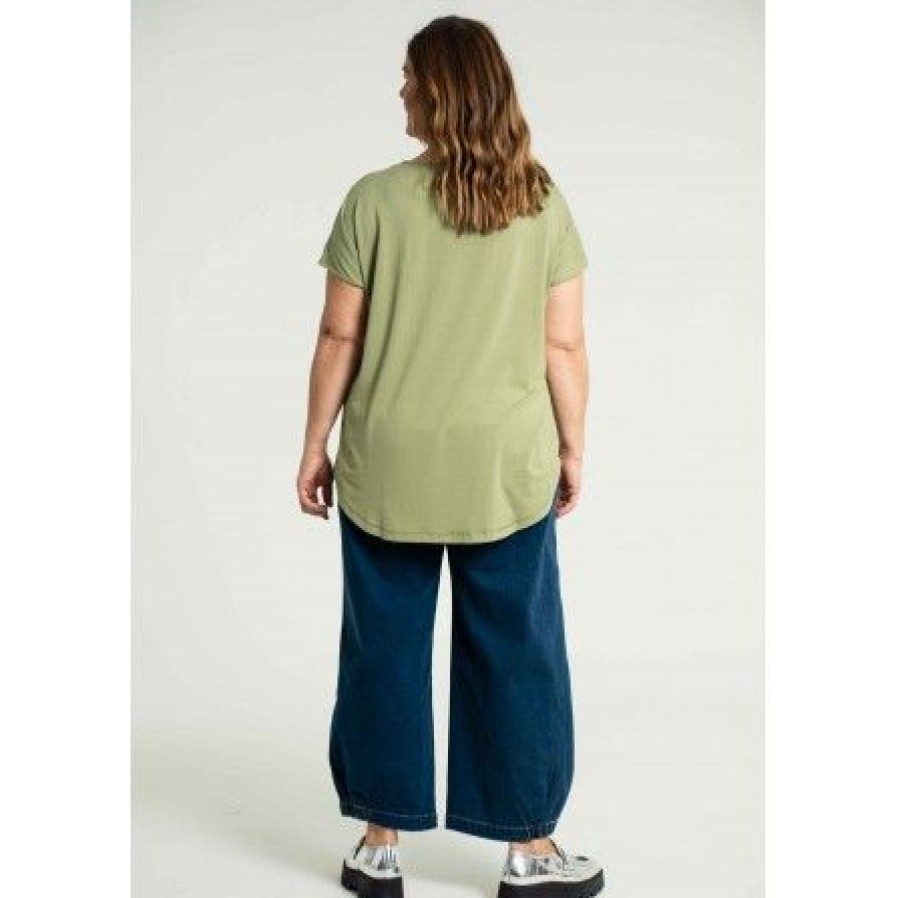 Plus Size Gozzip | Gozzip Gitte T-Shirt With Print - Gron T-Shirt G234062 Dusty Green